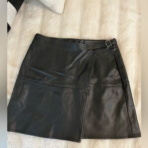 Max Studio size M faux leather mini skirt! Excellent condition